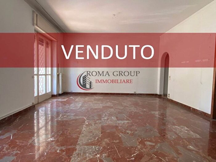 Appartamento quadrilocale in vendita in Via Andrea Baldi, Balduina, Roma