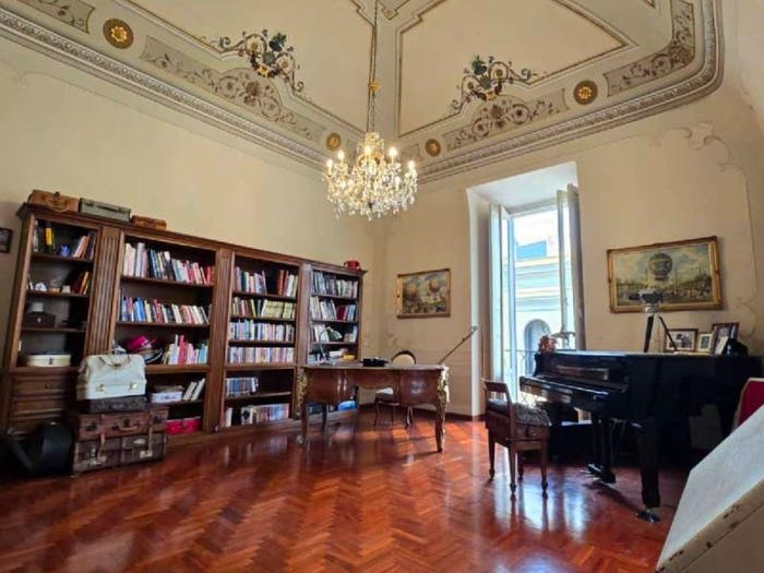 Appartamento quadrilocale in vendita in vico Caprioli, Bisceglie