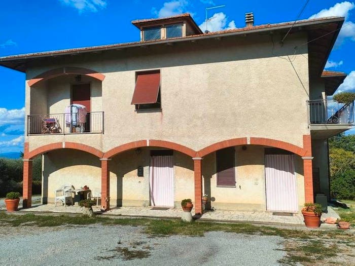Casa con 6 locali in vendita in Via di Ascianello, Montepulciano