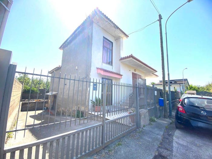 Casa bilocale in vendita in Saviano