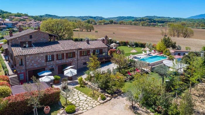 Casa con 6 locali in vendita in Vocabolo Paradiso, Città della Pieve