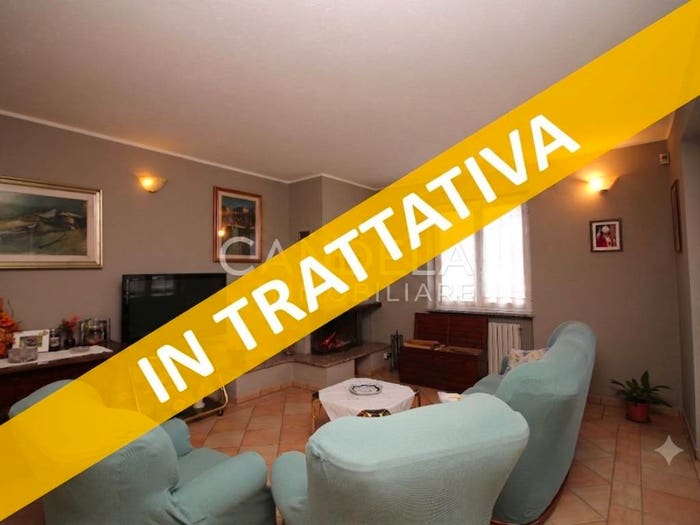 Casa con 6 locali in vendita in Via Roma, Centro, Murazzano