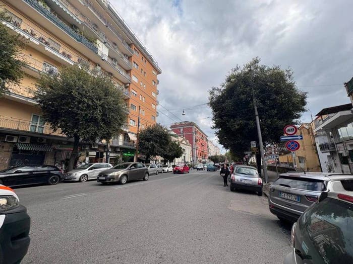 Appartamento quadrilocale in vendita in Corso Amedeo di Savoia Duca d'Aosta, Stella Materdei, Napoli