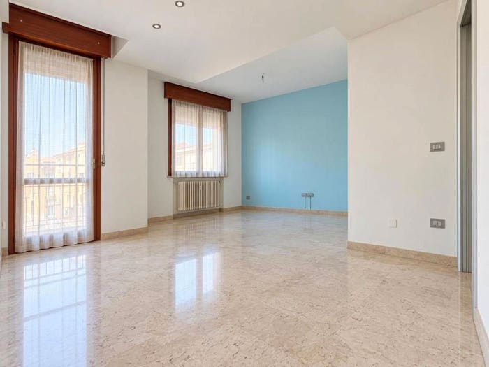 Appartamento trilocale in vendita in Via M Pellegrini, Centro, Scandiano