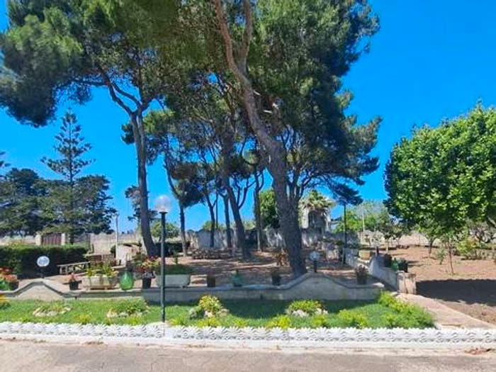 Casa quadrilocale in vendita in Villaggi, Lecce