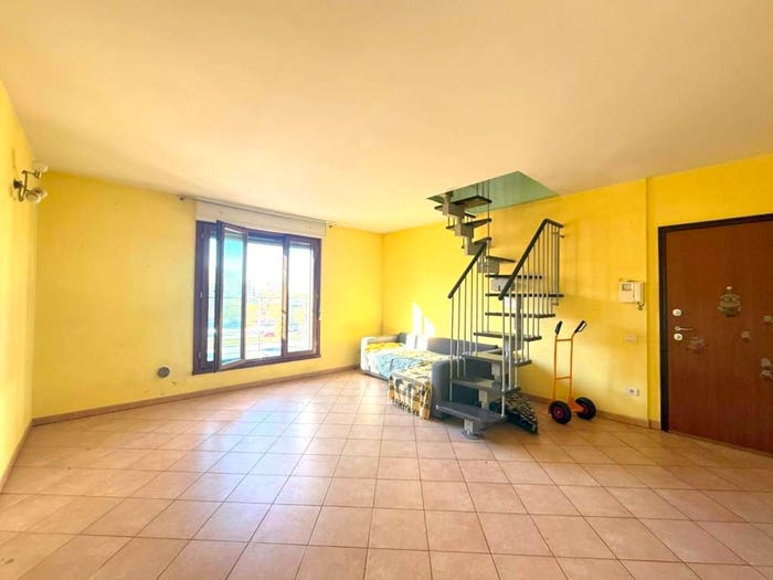 Appartamento quadrilocale in vendita in Via Francesco De Pinedo, Firenze Nova, Firenze