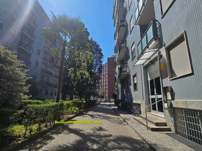 Appartamento trilocale in vendita in Via Terenzio Mamiani, Cimiano, Milano