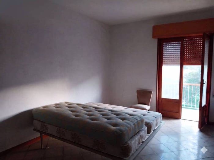 Appartamento con 5 locali in vendita in Via Montegrappa, Collesano