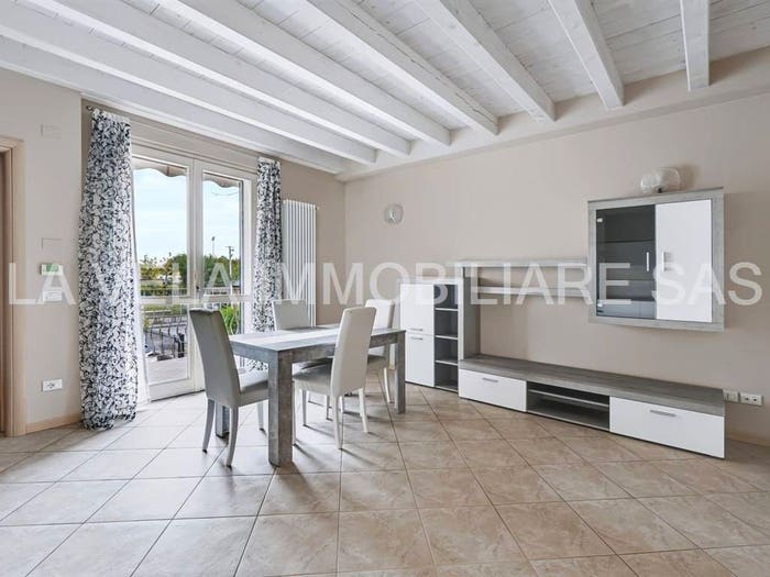 Appartamento trilocale in vendita in San Martino della Battaglia, Desenzano del Garda