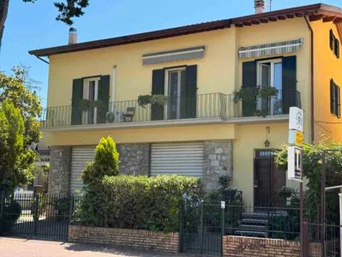 Casa con 6 locali in vendita in Viale Patrono D'Italia, Santa Maria degli Angeli, Assisi