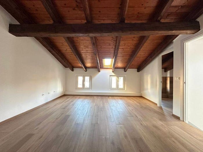 Casa con 5 locali in vendita in Via Giulio Aristide Sartorio, Centro, Gorizia