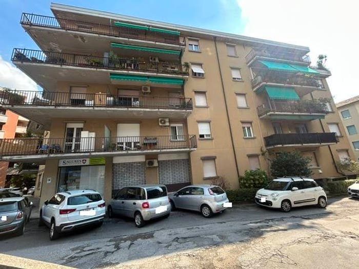Appartamento trilocale in vendita in Via Francesca Manzoni, San Giovanni, Lecco