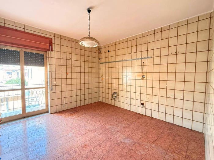 Appartamento con 5 locali in vendita in Via San Giacomo, Centro, Pomigliano d'Arco