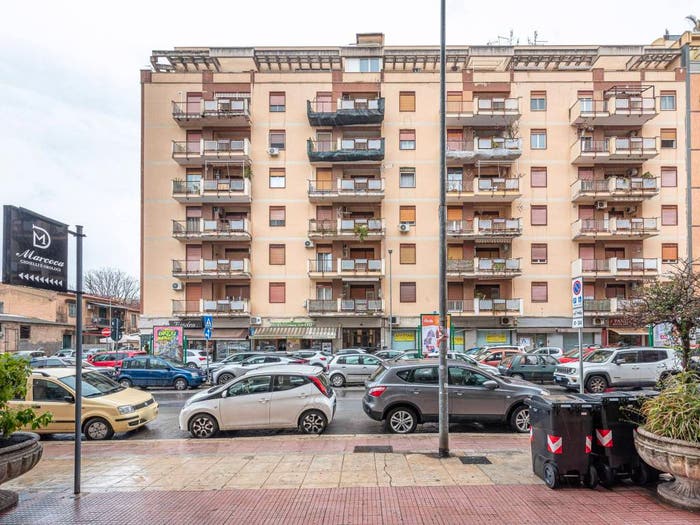 Appartamento con 5 locali in vendita in Via Don Luigi Orione, Montepellegrino, Palermo