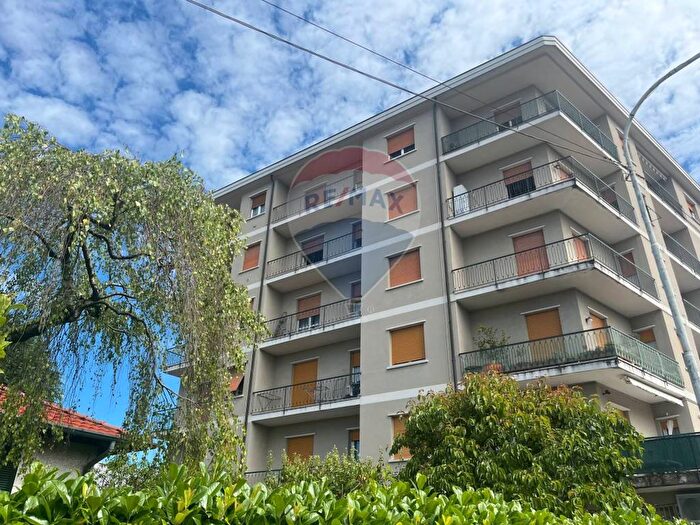 Appartamento trilocale in vendita in Via Alessandro Manzoni, Centro, Nibionno