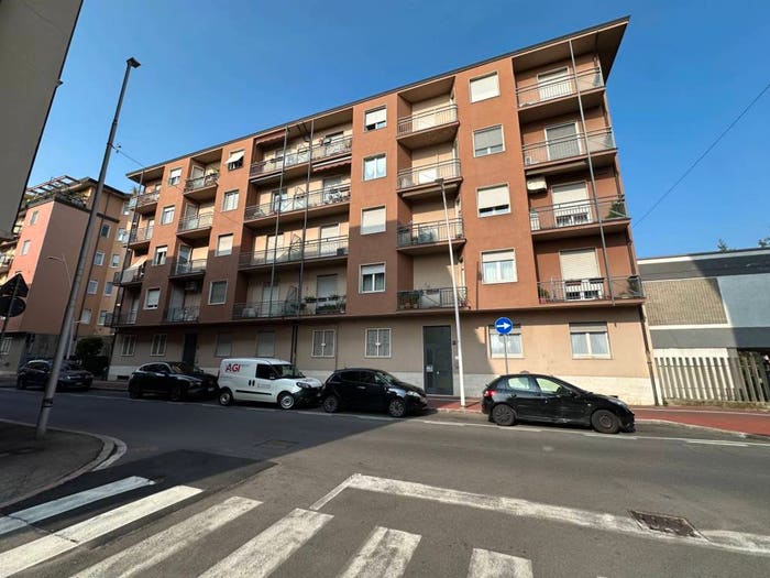 Appartamento trilocale in vendita in Via Don Carrera, Centro, Pioltello