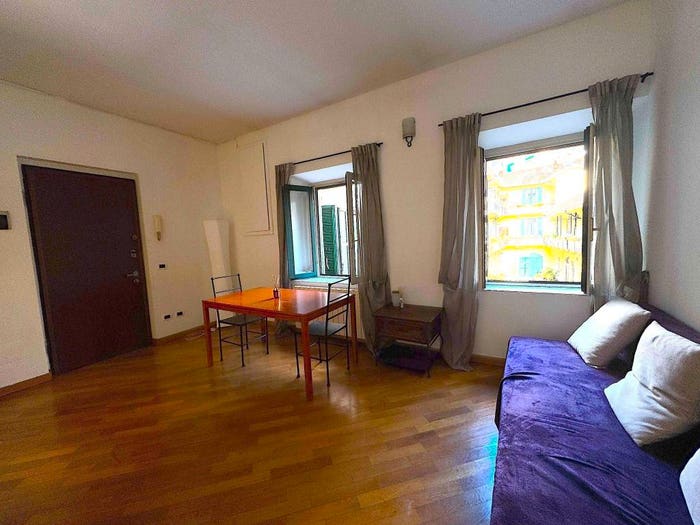 Appartamento bilocale in vendita in Corso di Porta Romana, Quadronno Crocetta, Milano