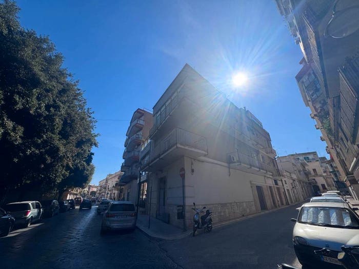 Appartamento quadrilocale in vendita in Via Giotto, Centro, Canosa di Puglia