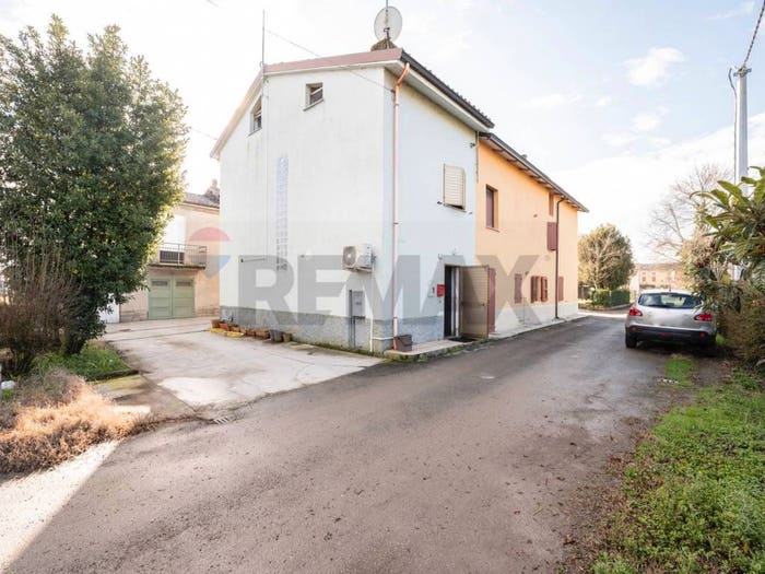 Casa trilocale in vendita in via Bellaria, Meletole, Castelnovo di Sotto