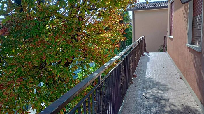 Casa con 8 locali in vendita in Via Tre Garofoli, Venezia