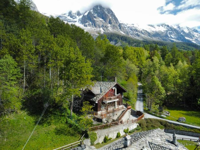 Casa con 6 locali in vendita in Strada La Palud, Centro, Courmayeur