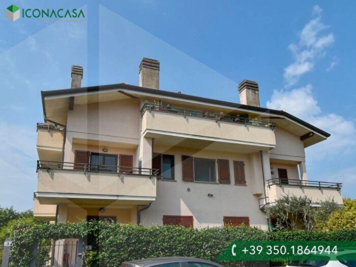 Casa trilocale in vendita in Via delle Orchidee, Ravello Villastanza Villapia, Parabiago