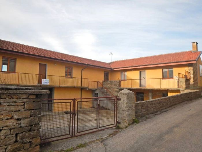 Casa con 5 locali in vendita in Via Roma, Bergolo