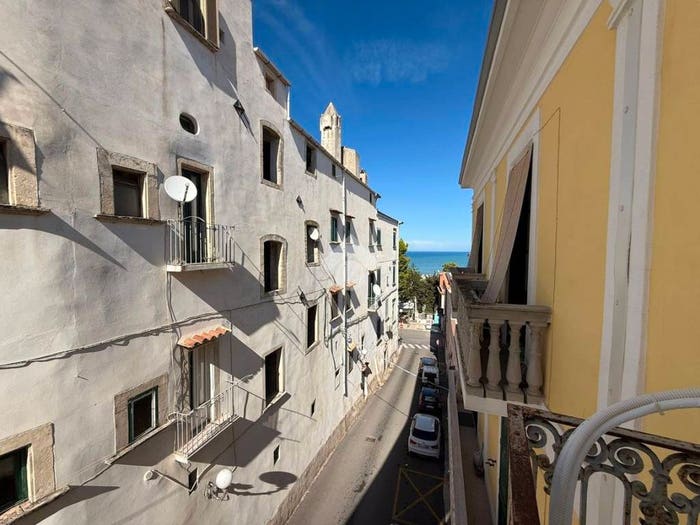 Appartamento bilocale in vendita in Corso Ruggero Bonghi, Rodi Garganico