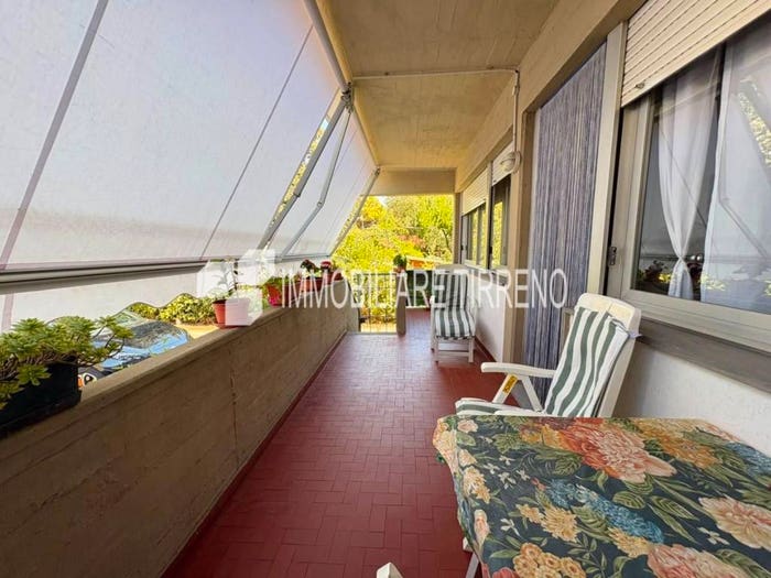 Appartamento trilocale in vendita in Via Pietro Mascagni, Marina di Massa Centro, Massa