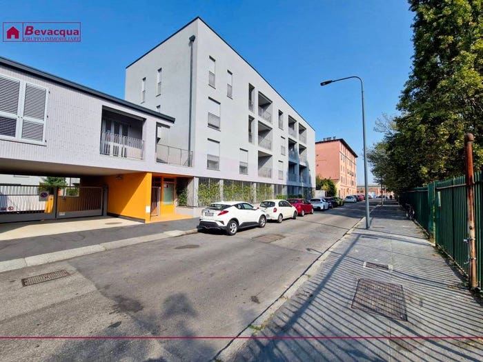Appartamento bilocale in affitto in Via Erodoto, Precotto, Milano