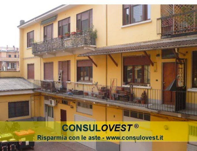 Appartamento trilocale in vendita in Via Pontida, Porta Mortara, Novara