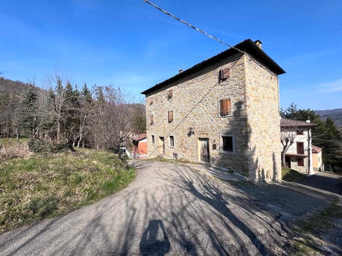 Casa con 6 locali in vendita in Via Casalino, Pergoloso, Monghidoro