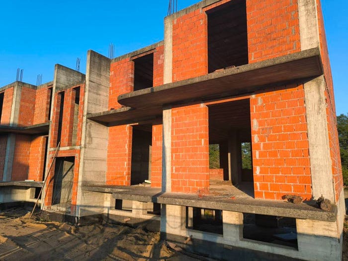 Appartamento trilocale in vendita in Via Sandro Pertini, Santa Cristina e Bissone