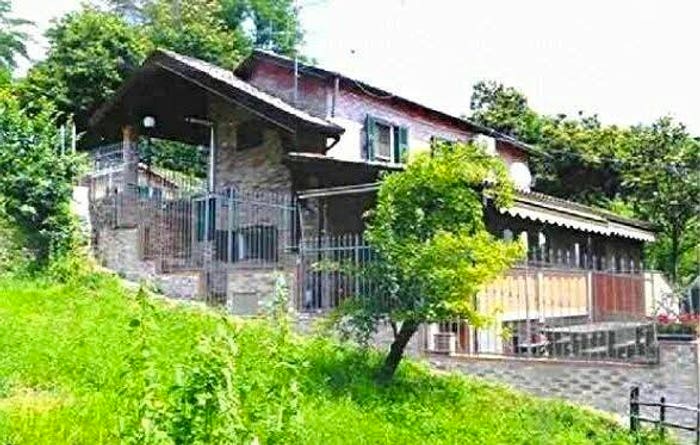 Casa con 6 locali in vendita in Via Pozzo, Mulazzo