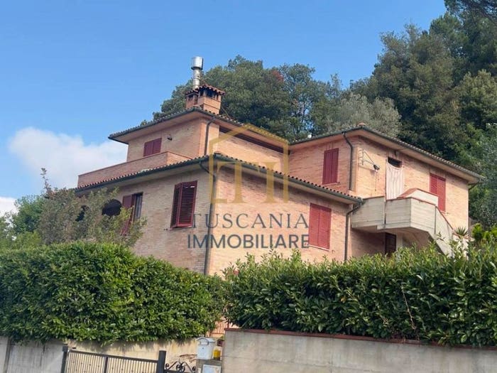 Appartamento quadrilocale in vendita in Centro, Radicondoli