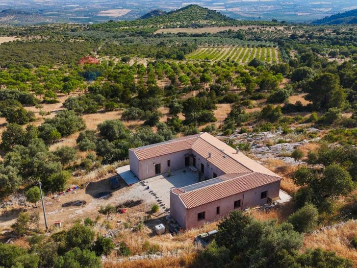 Casa con 6 locali in vendita in CONTRADA GRATTALURI, Noto