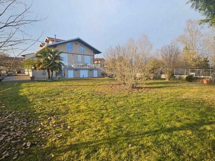 Casa con 6 locali in vendita in Via ai Colli, Centro, Barbania
