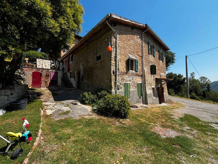Appartamento con 6 locali in vendita in Via Medelana, Marzabotto