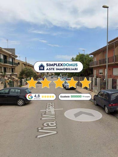 Casa con 6 locali in vendita in via Minosse, Centro, Caltagirone