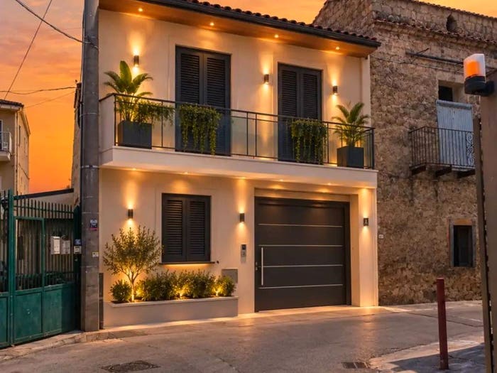 Casa quadrilocale in vendita in Cesa