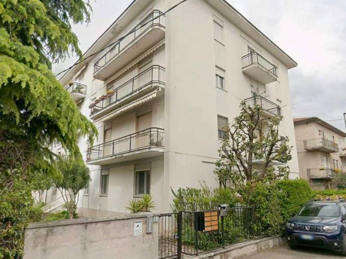 Appartamento con 6 locali in vendita in via Don Silvio Grigolin, Centro, Soave