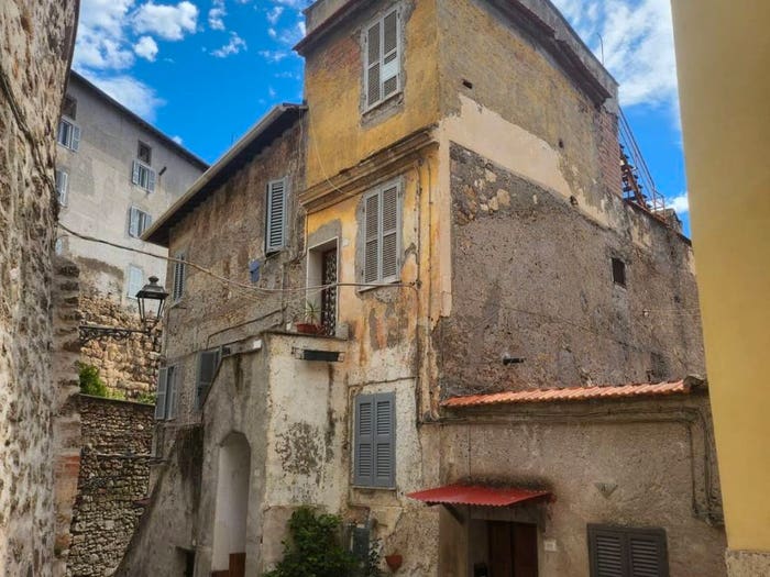 Casa quadrilocale in vendita in Piazza San Michele, Centro, Anagni