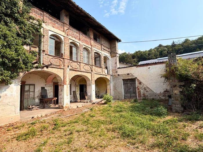 Casa con 6 locali in vendita in Vicolo Gorizia, Centro, Sagliano Micca