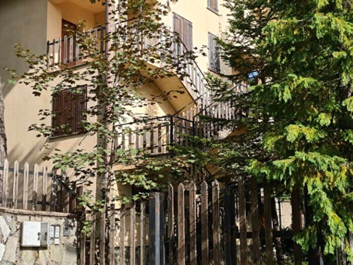 Casa trilocale in vendita in Ss, Santo Stefano In Aspromonte