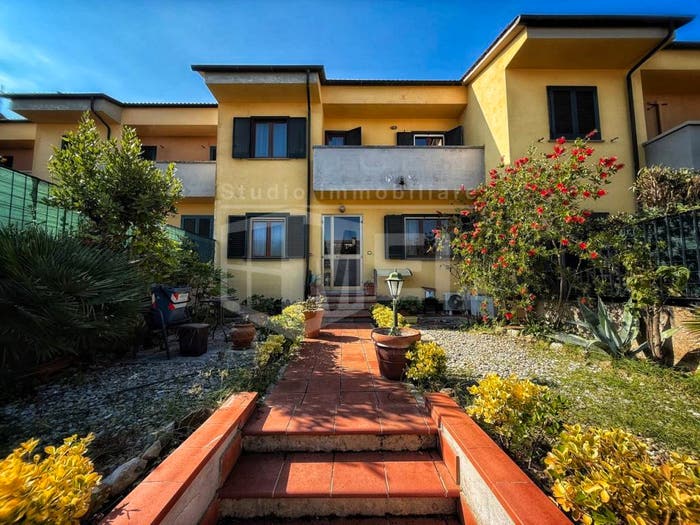 Casa con 5 locali in vendita in Via delle Villette, Montenero Basso Montenero Alto, Livorno