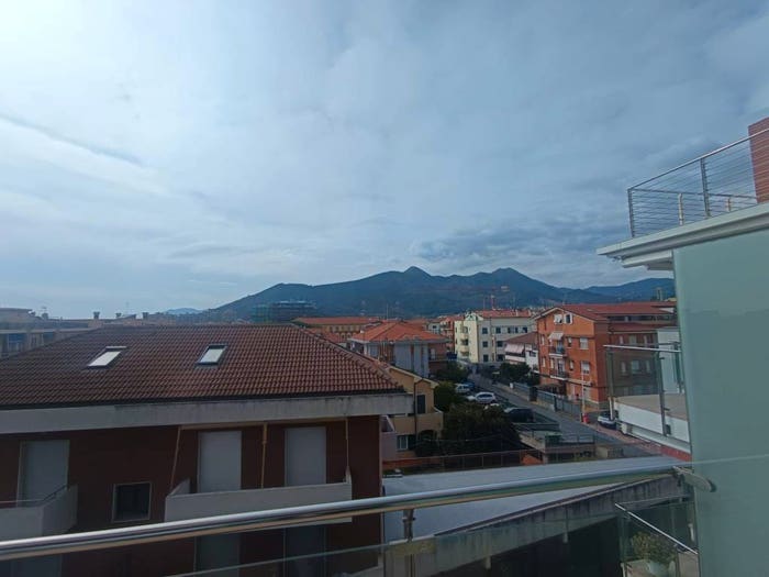 Appartamento quadrilocale in vendita in Via Aurelia, Centro, Loano
