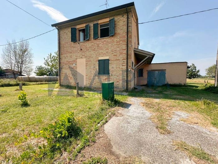Casa con 6 locali in vendita in Via Tomba, Sant'Antonio Porto della Valle, Ravenna