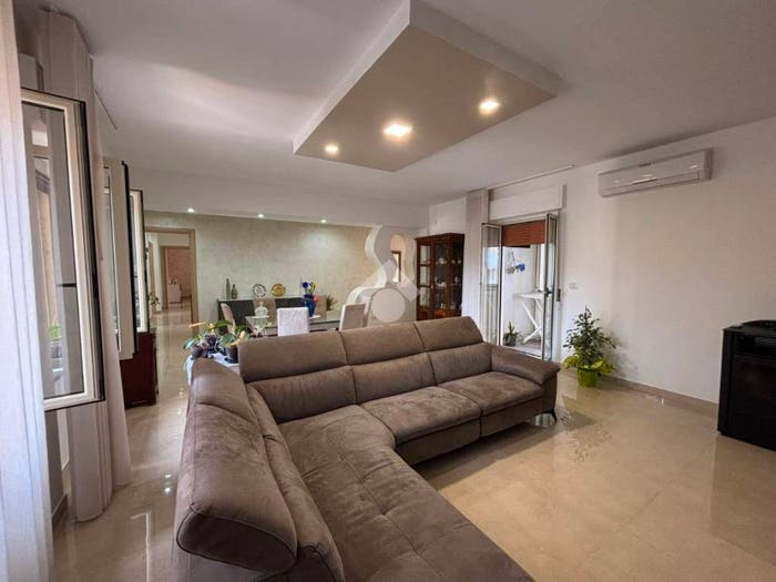 Appartamento quadrilocale in vendita in Via medaglie d'oro, Corigliano Scalo, CoriglianoRossano
