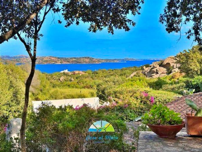 Casa quadrilocale in vendita in PUNTA SARDEGNA, Punta Sardegna, Palau