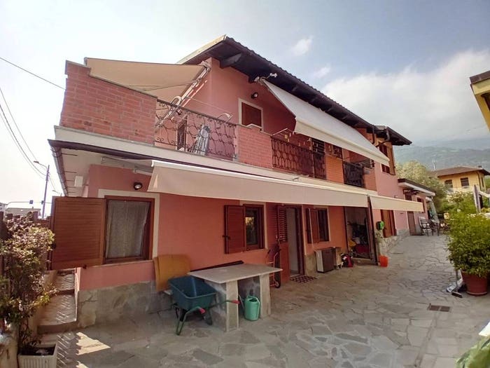 Casa quadrilocale in vendita in Frazione Vernetto, Zoie Vernetto Grangia, Chianocco